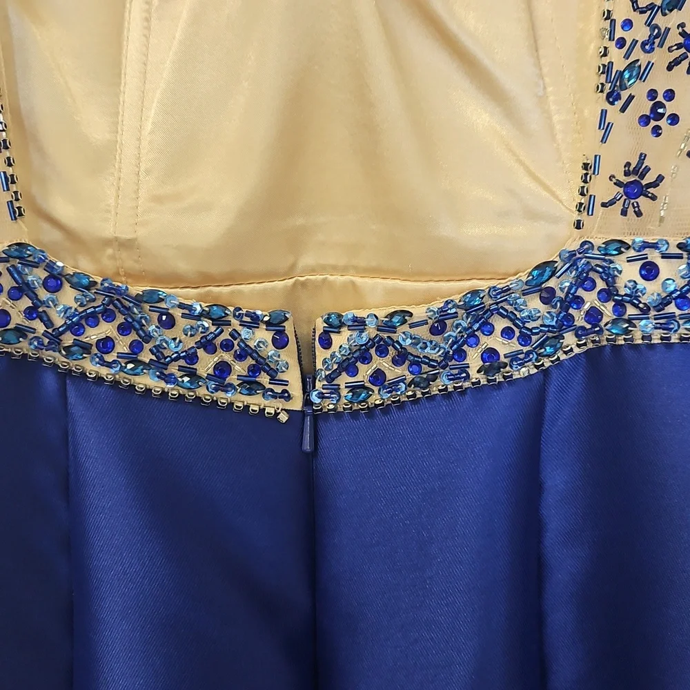 Size 4 royal blue prom/evening gown w/ cold shoulders & long sleeves, beaded top - Picture 11 of 16